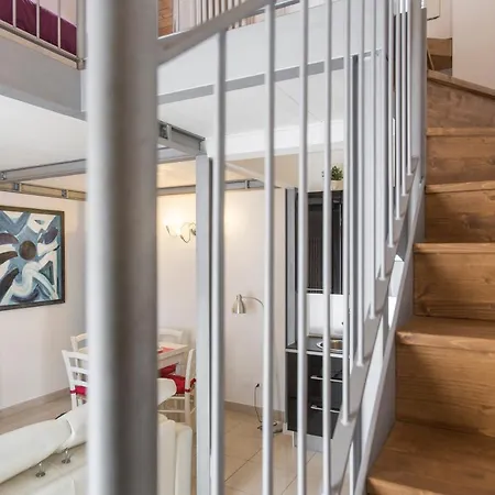 Apartment Getthekey Boldrini Lofts